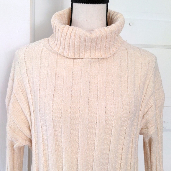 Ivory Sweater Dress Long Sleeve Polyester Turtleneck - Picture 2 of 4